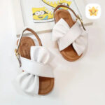 صندل دخترانه مدل پاپیناز سایز 22 تا 31 سفید - نی نی استار