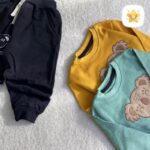 بلوز شلوار پسرانه بیسکویتی طرح کوالا 1 الی 6 سال 3 - نی نی استار