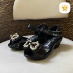 صندل دخترانه ورنی مجلسی وارداتی برند kenike سایز 25 تا 30 مشکی - نی نی استار