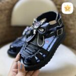 صندل دخترانه کرومی چرمی بند دار سایز 30 تا 35 4 - نی نی استار