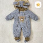 کاپشن سرهمی نوزادی گوش دار + پاپوش + داخل تمام خز طوسی - نی نی استار