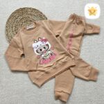 بلوز شلوار دخترانه جنس پنبه مدل لبوبو TT مناسب 4 تا 8 سال نسکافه ای - نی نی استار